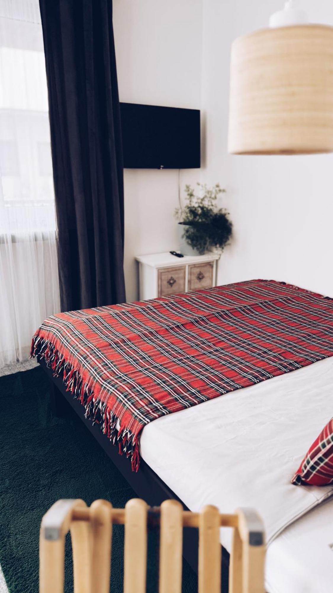 Goralski Apartment *